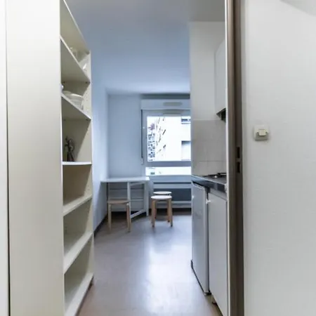 Superb Bright Studio And Design In *